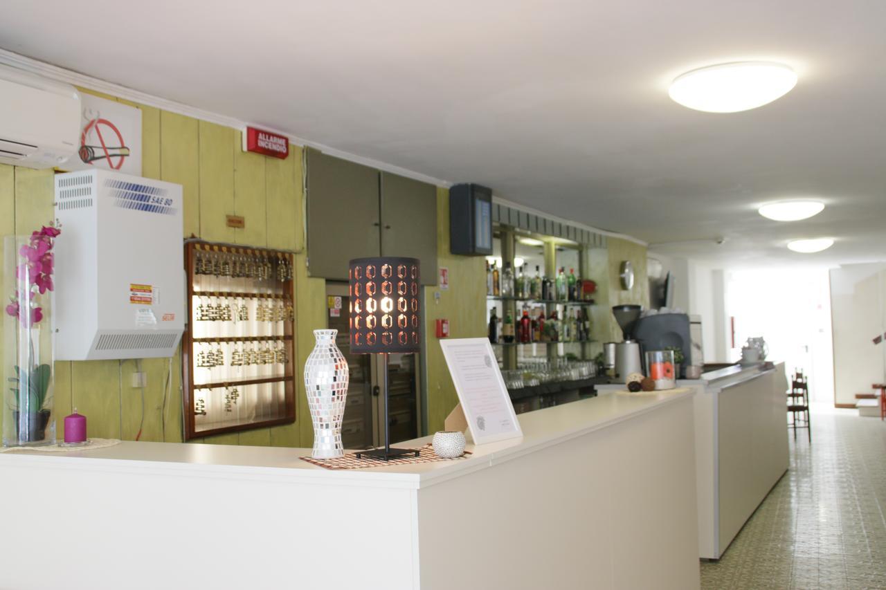 Hotel Bacco Rimini Kültér fotó